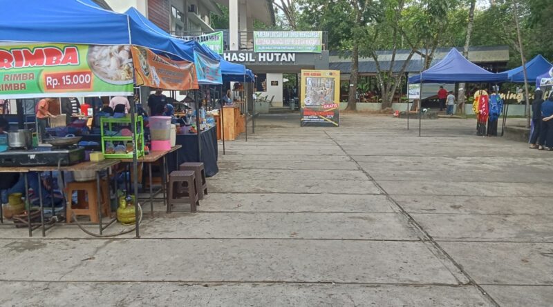 Pameran Seni Rupa Lukisan di Galeri Hutan Kalimantan Barat: