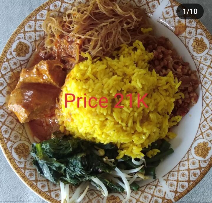 Nasi Kuning Berkuah Rendang di Warung Makan Hijrahan, Parit Baru Kubu Raya